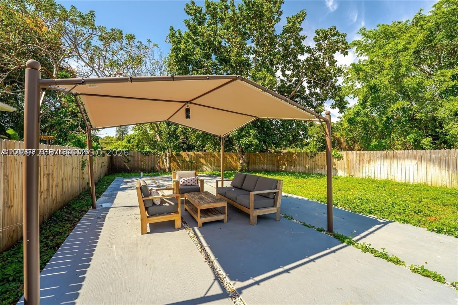 11080 Peachtree Dr – photo 3