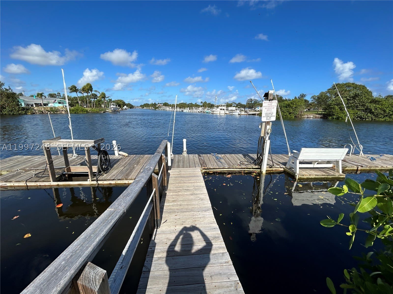 725 Hummingbird Way – photo 1
