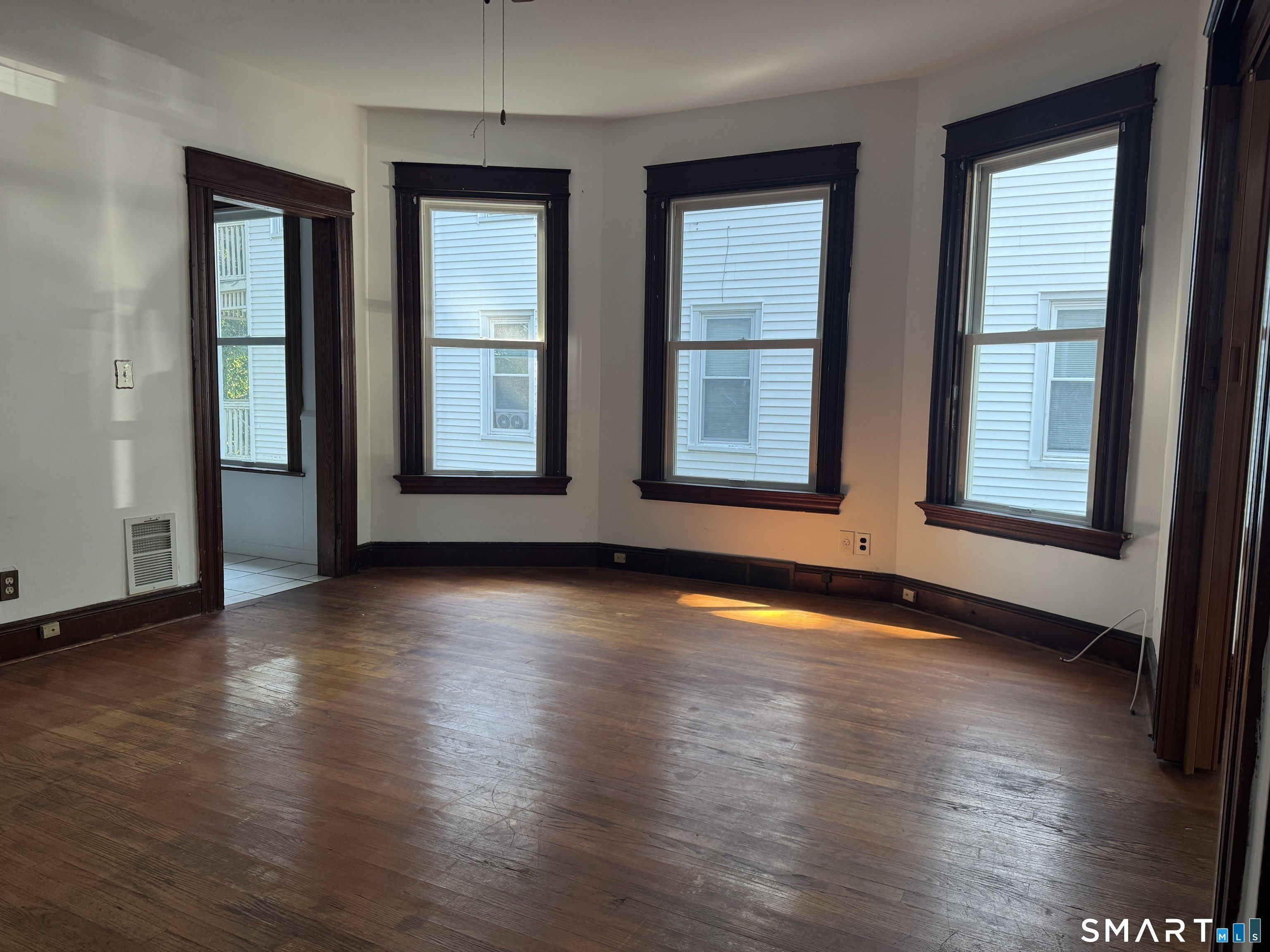 251 Olivia Street – photo 3