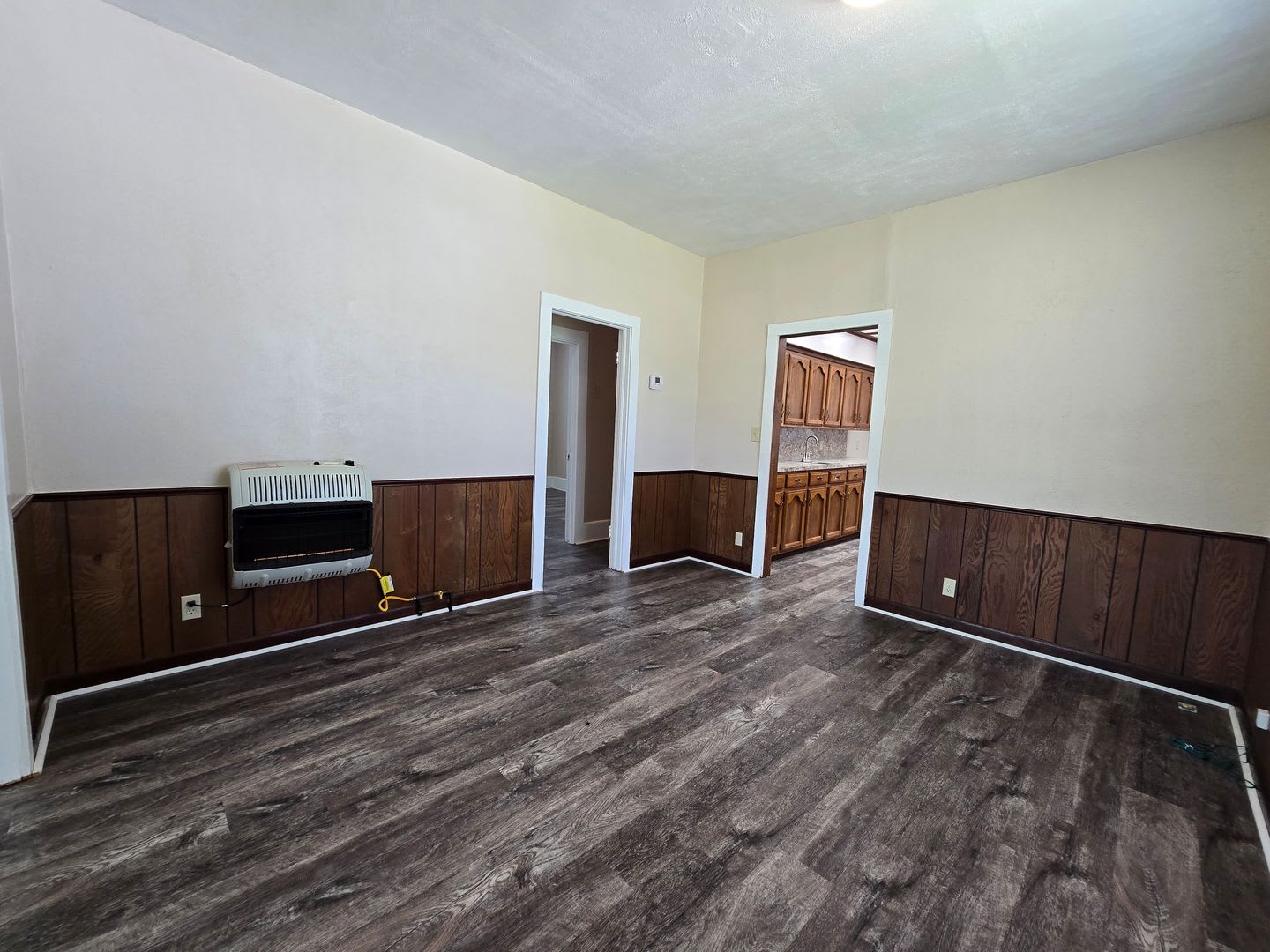 3 Bedroom 2 Bath home in Asher! – photo 5