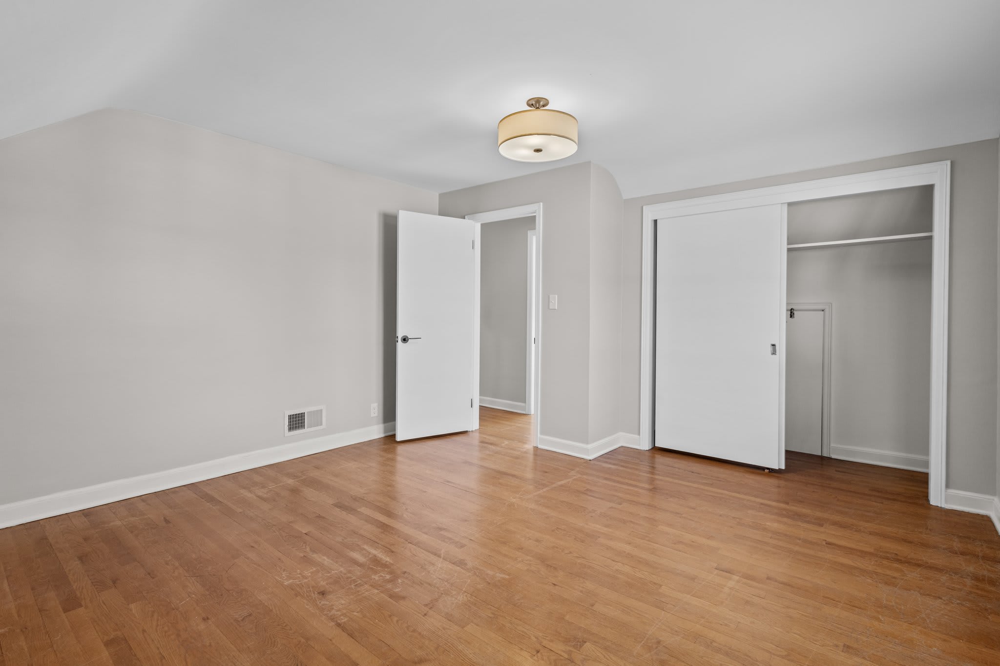 387 S Hamilton St – photo 5