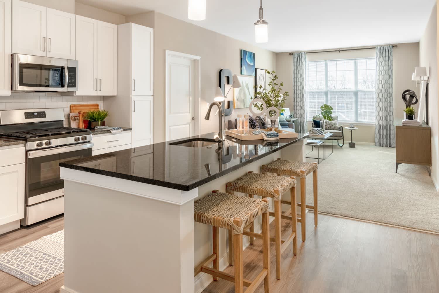 Creekstone Village Apartments – photo 2