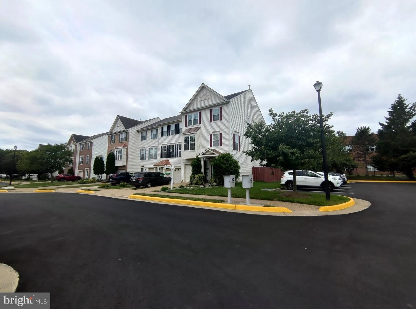 13230 COPPERMILL Drive – photo 2