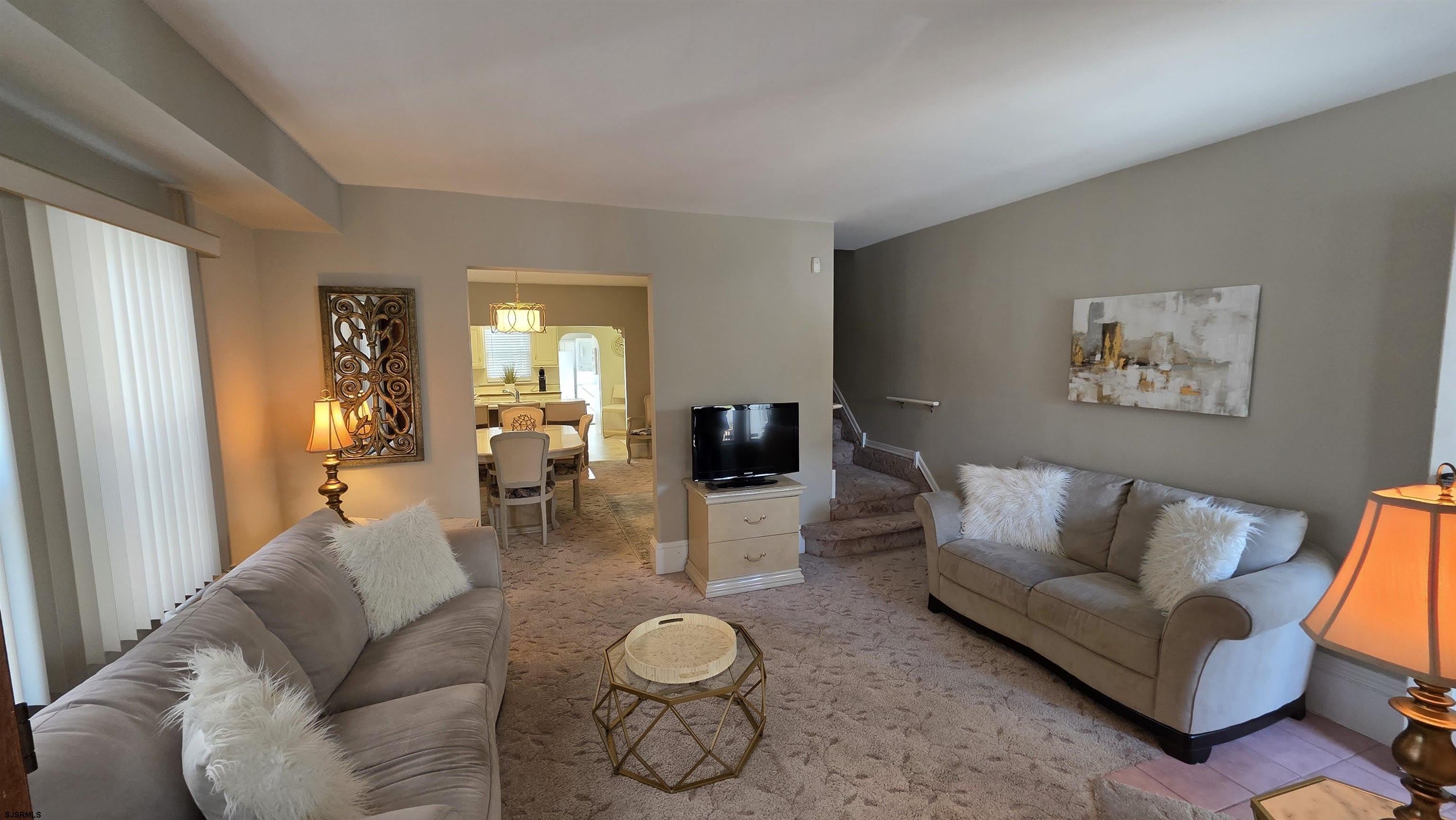 34 N Montgomery Ave – photo 3