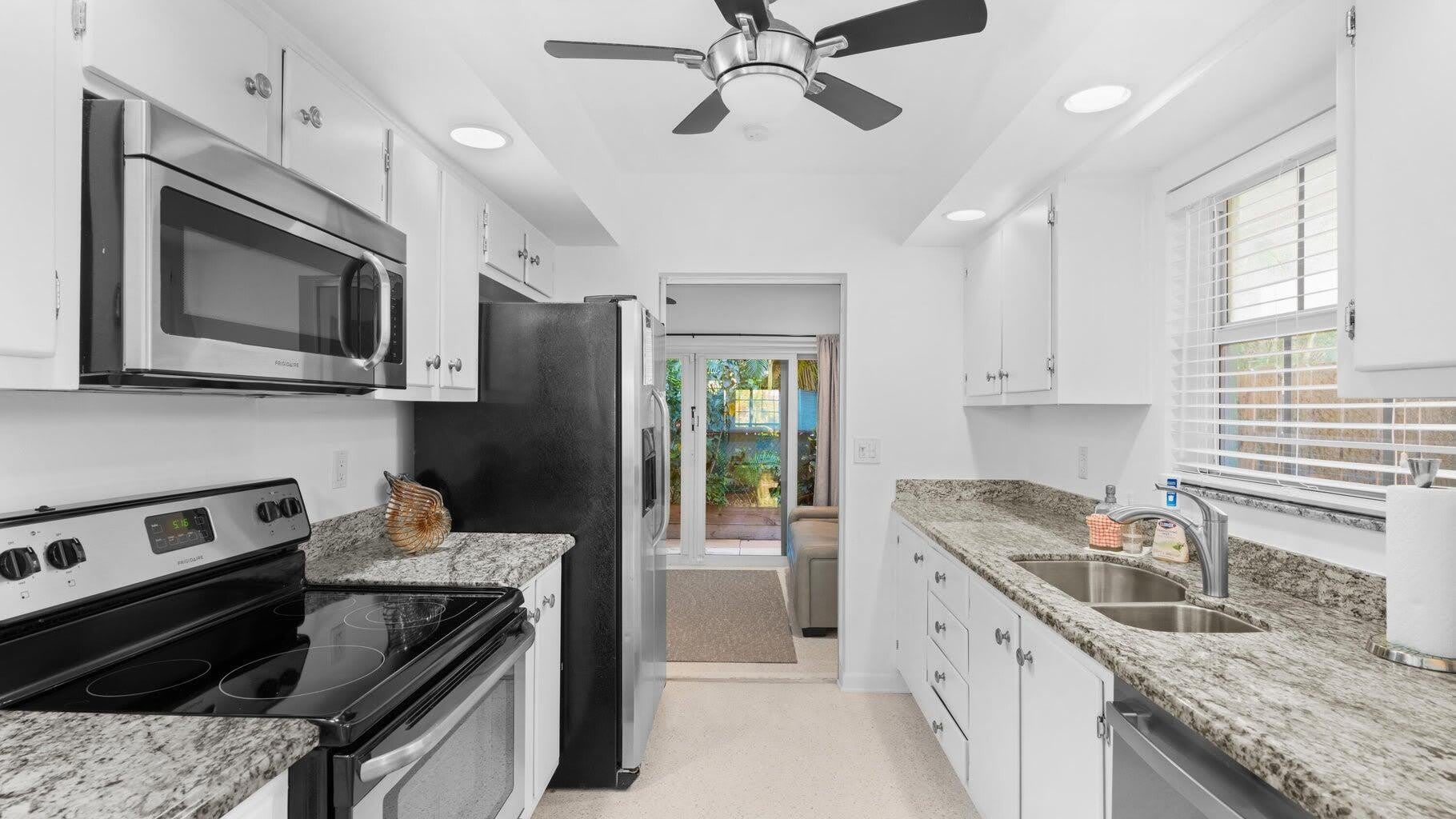 410 Venetian Drive – photo 5