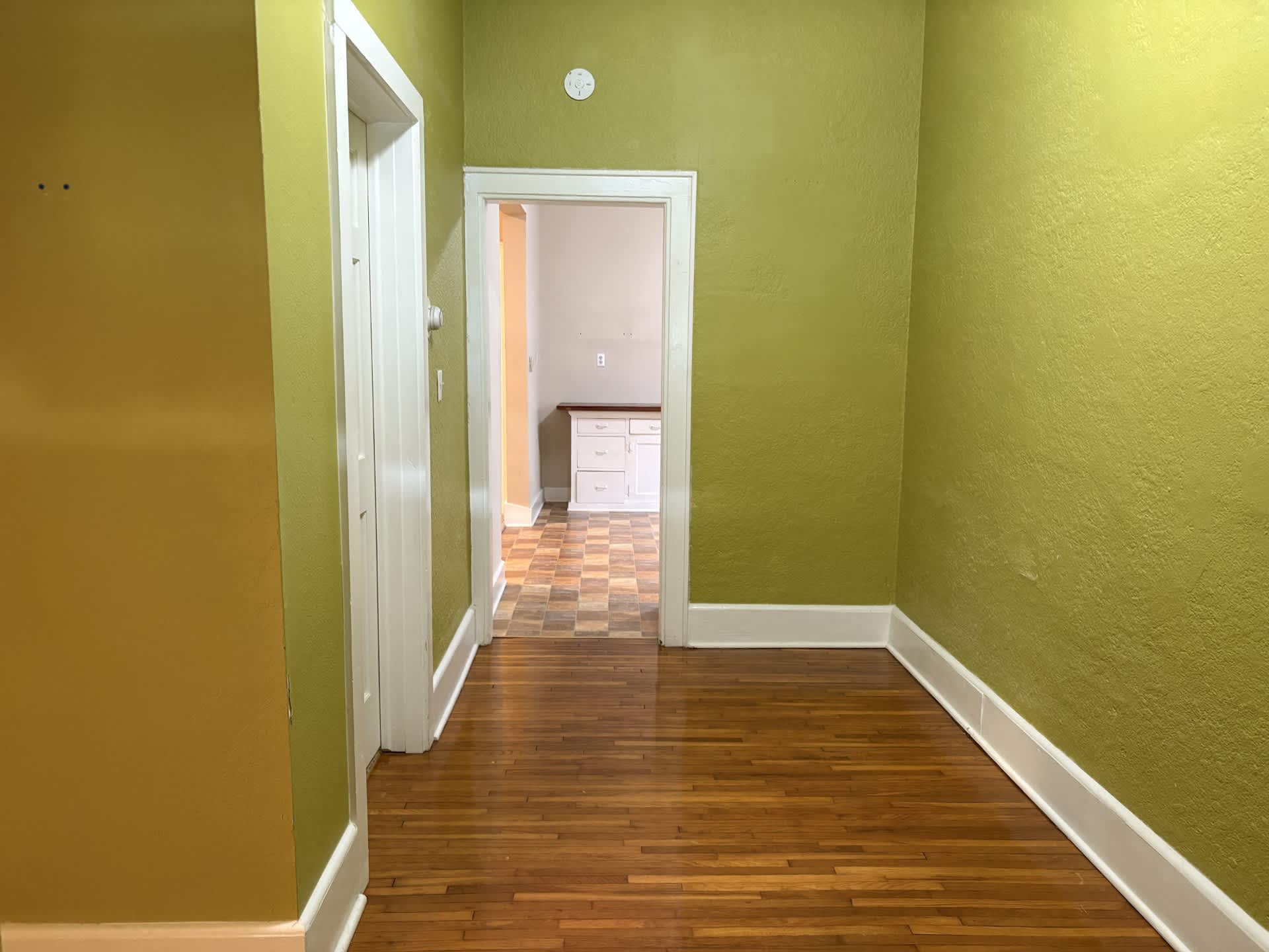 2742 Grand Ave S Unit 1 – photo 4