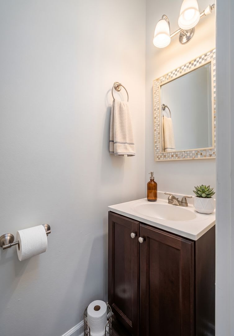 1211 Canyon Rock Ct – photo 4