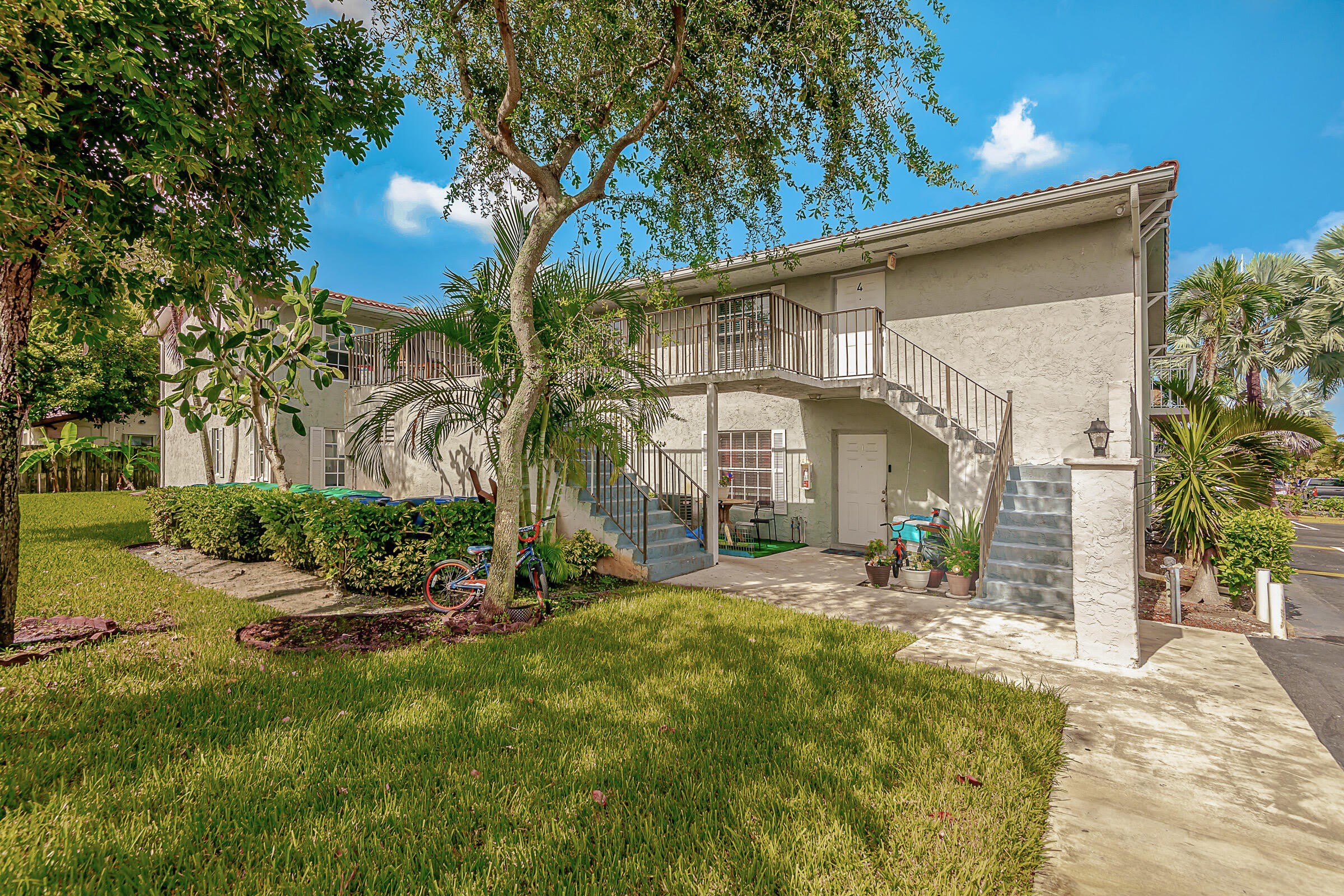 8706 W Sample Road – photo 1