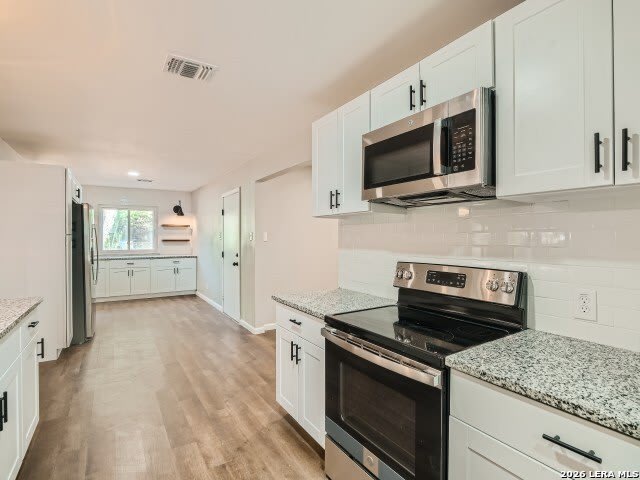 334 SHROPSHIRE DR – photo 3