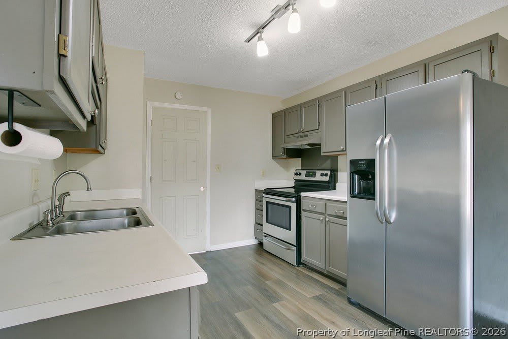 5319 Thackeray Drive – photo 4