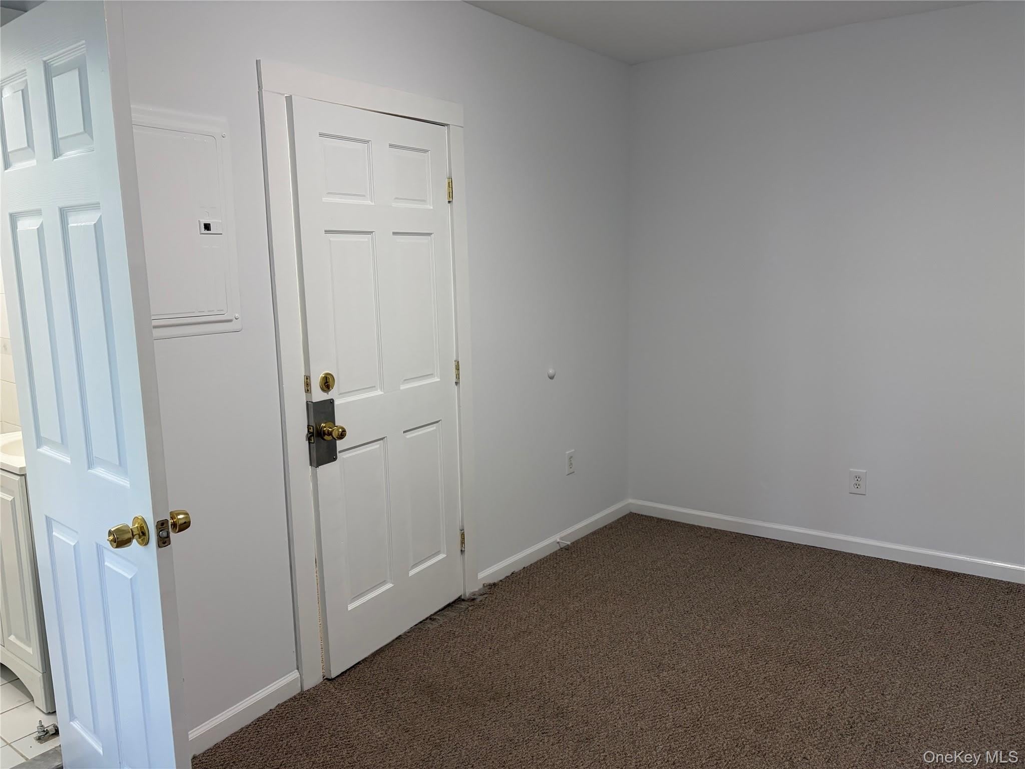 37 E Main Street – photo 3