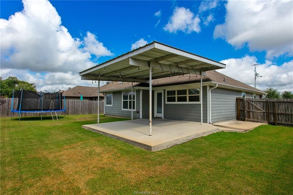 815 Heritage Drive – photo 3