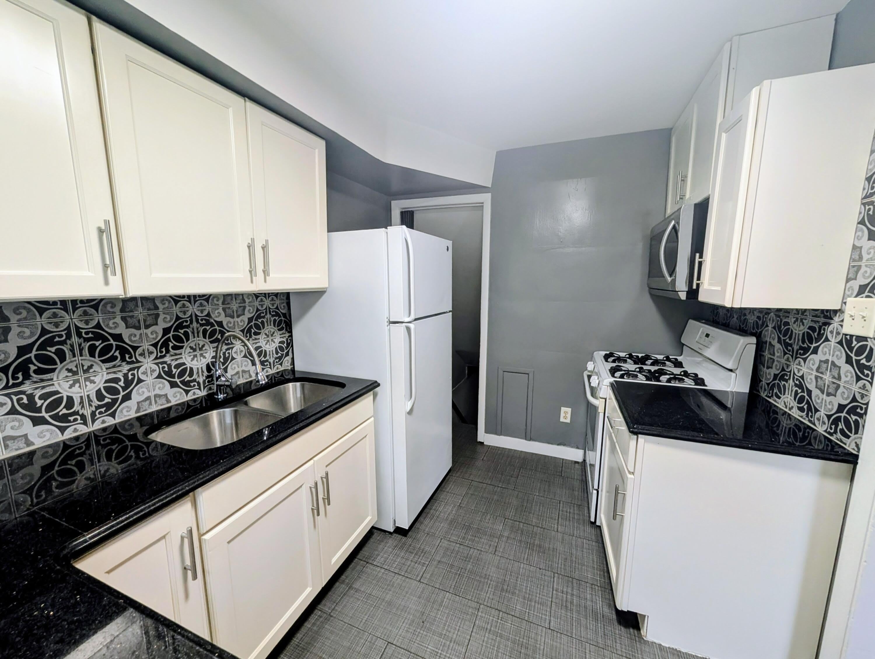 322 Beacon Place – photo 5