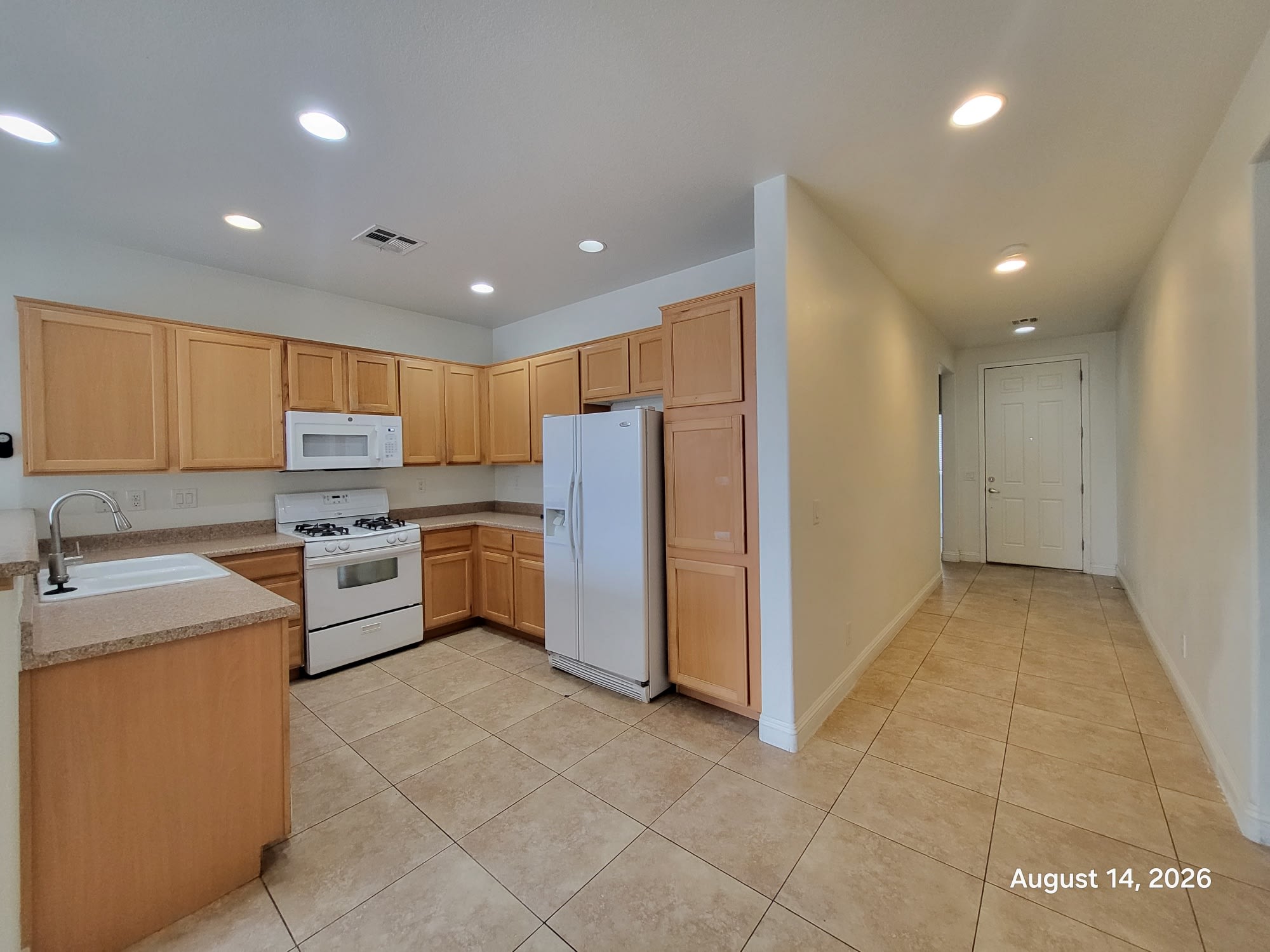 7280 Fountain Village Ave – photo 5