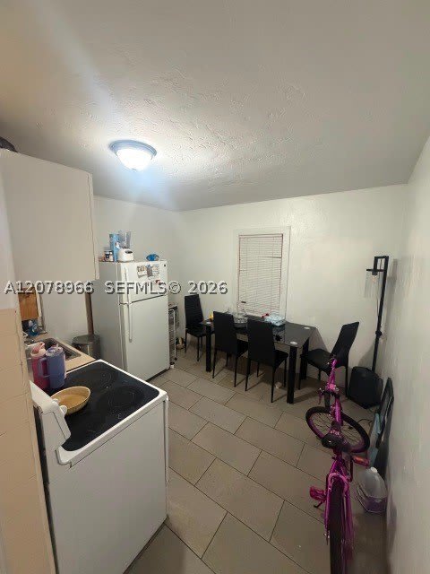 1750 Madison St – photo 2
