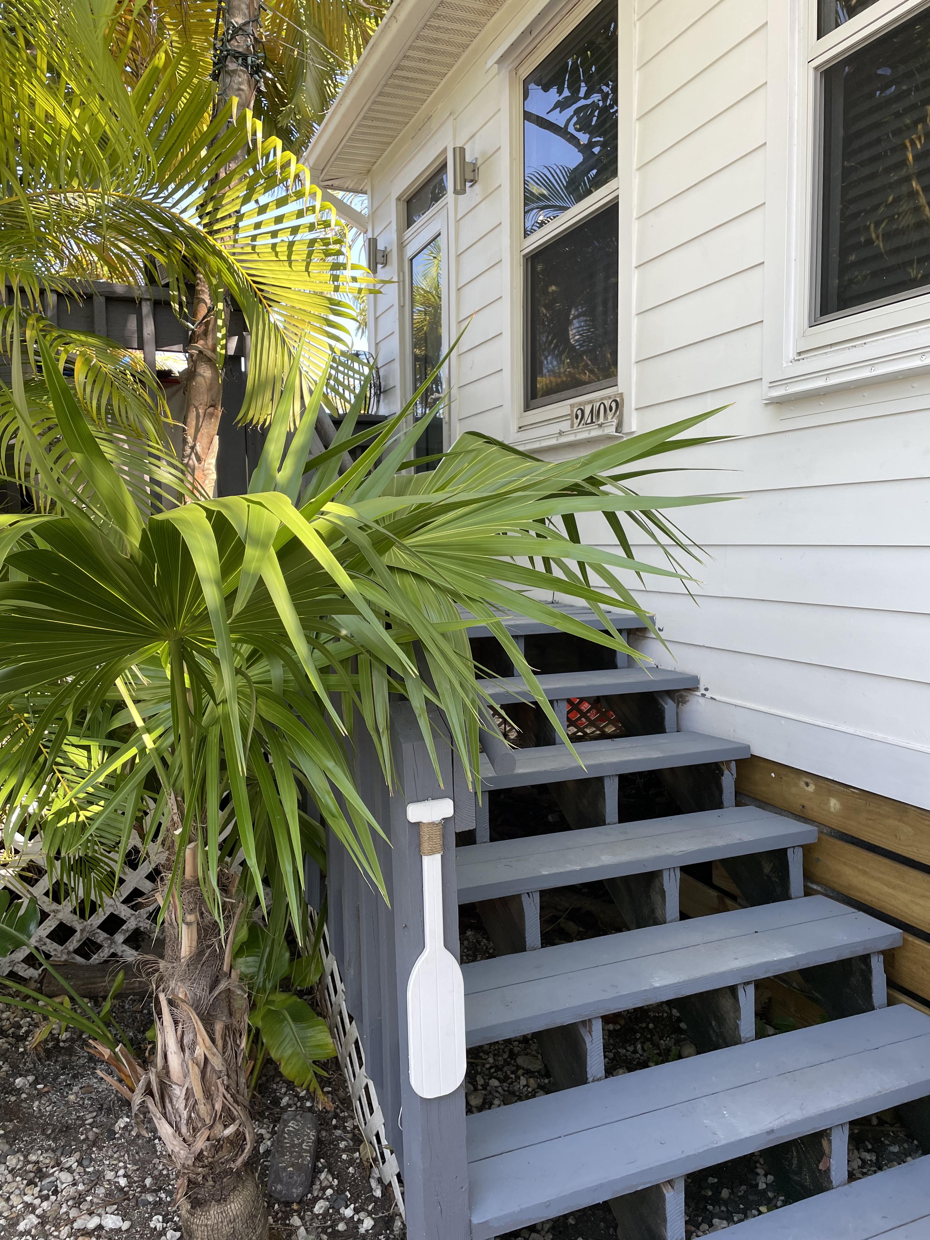 2402 Flagler Ave – photo 1