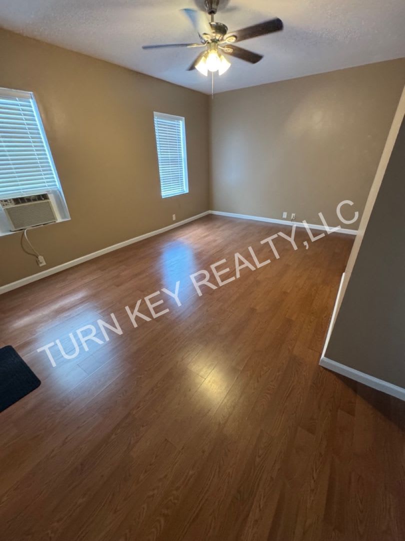 Townhome for rent in Cordova – photo 4