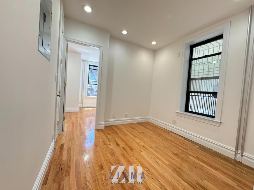 493 Seventh Avenue – photo 4