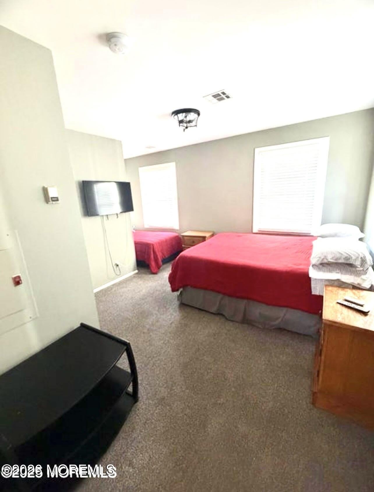60 Sherman Avenue – photo 4