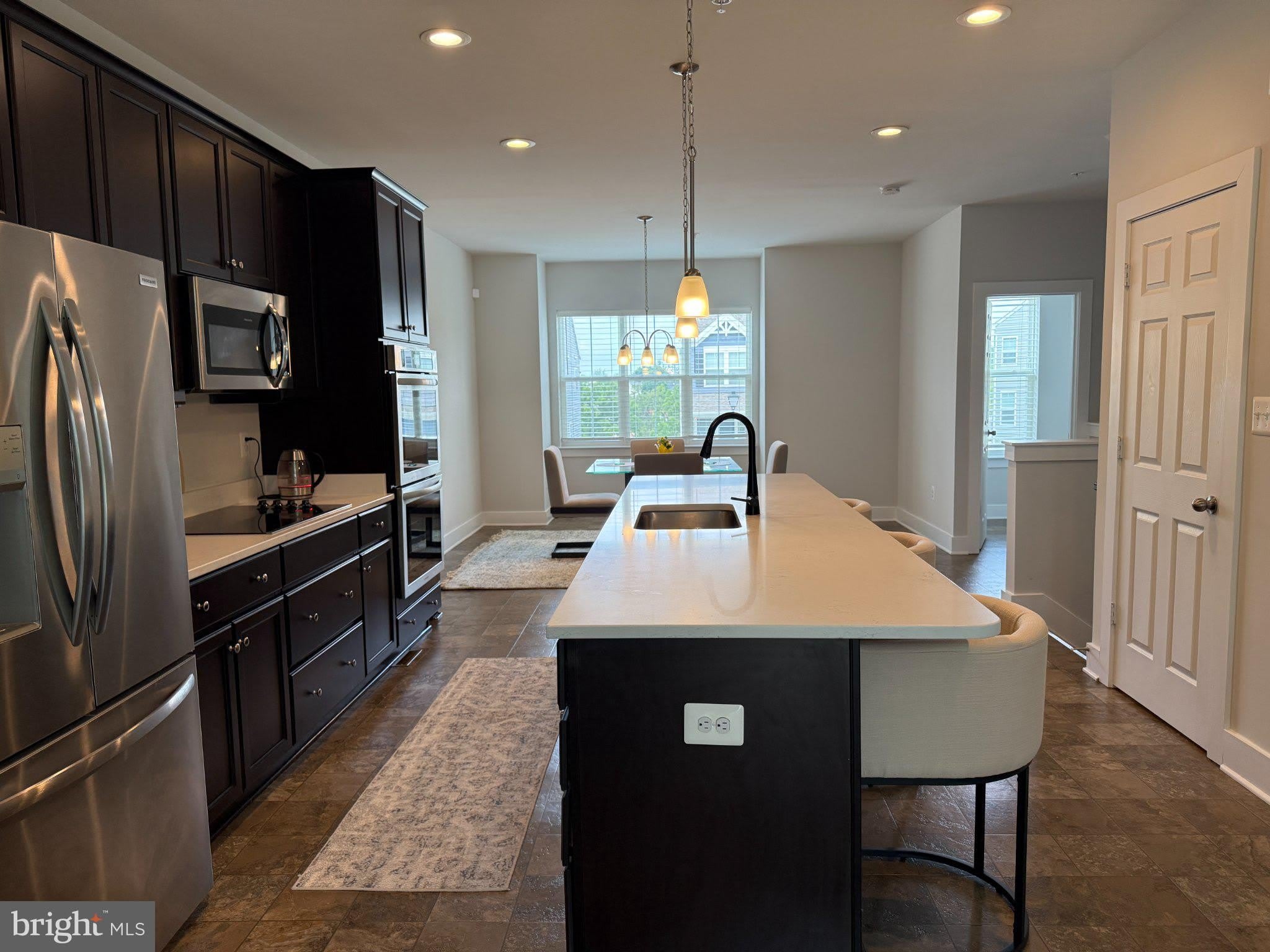 2773 TOWN VIEW Circle – photo 3