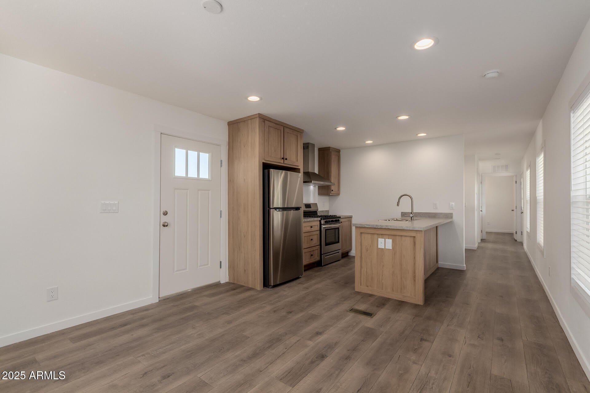 5201 W Camelback Road – photo 2