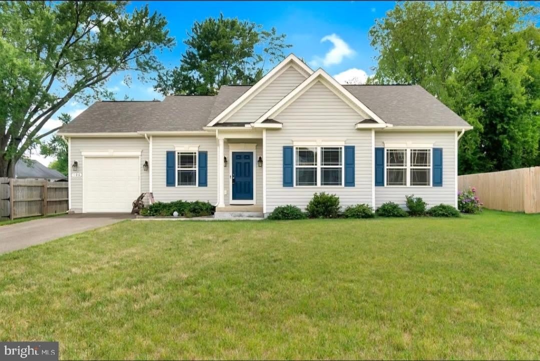 106 RIDGEWAY Street – photo 1