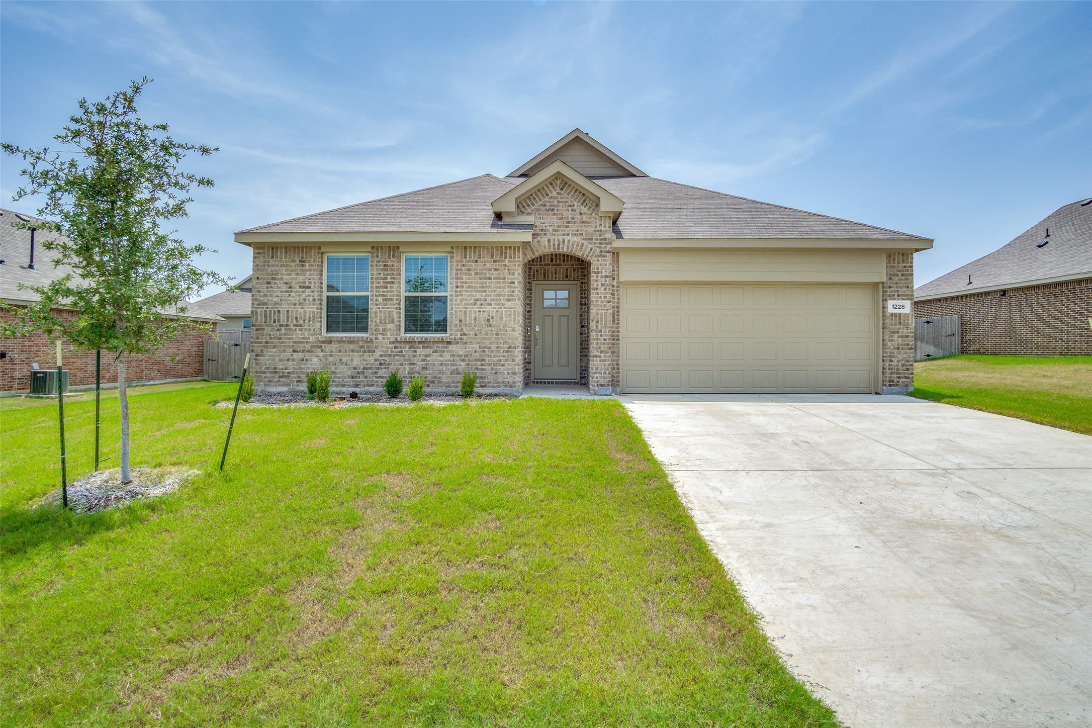 1228 Almond Road – photo 1