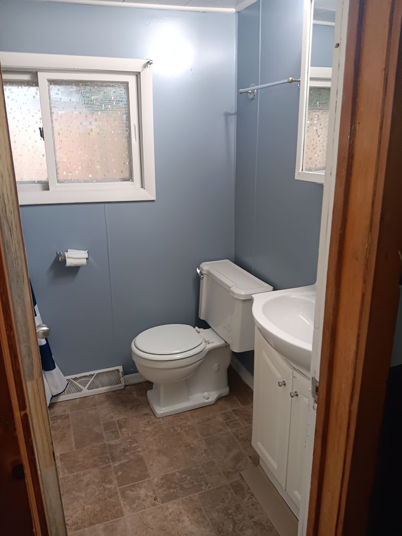 Single Family Home Available! – photo 5