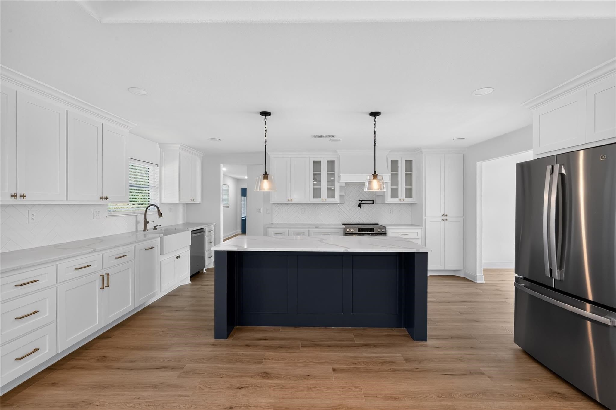 2808 Woodland Drive – photo 1