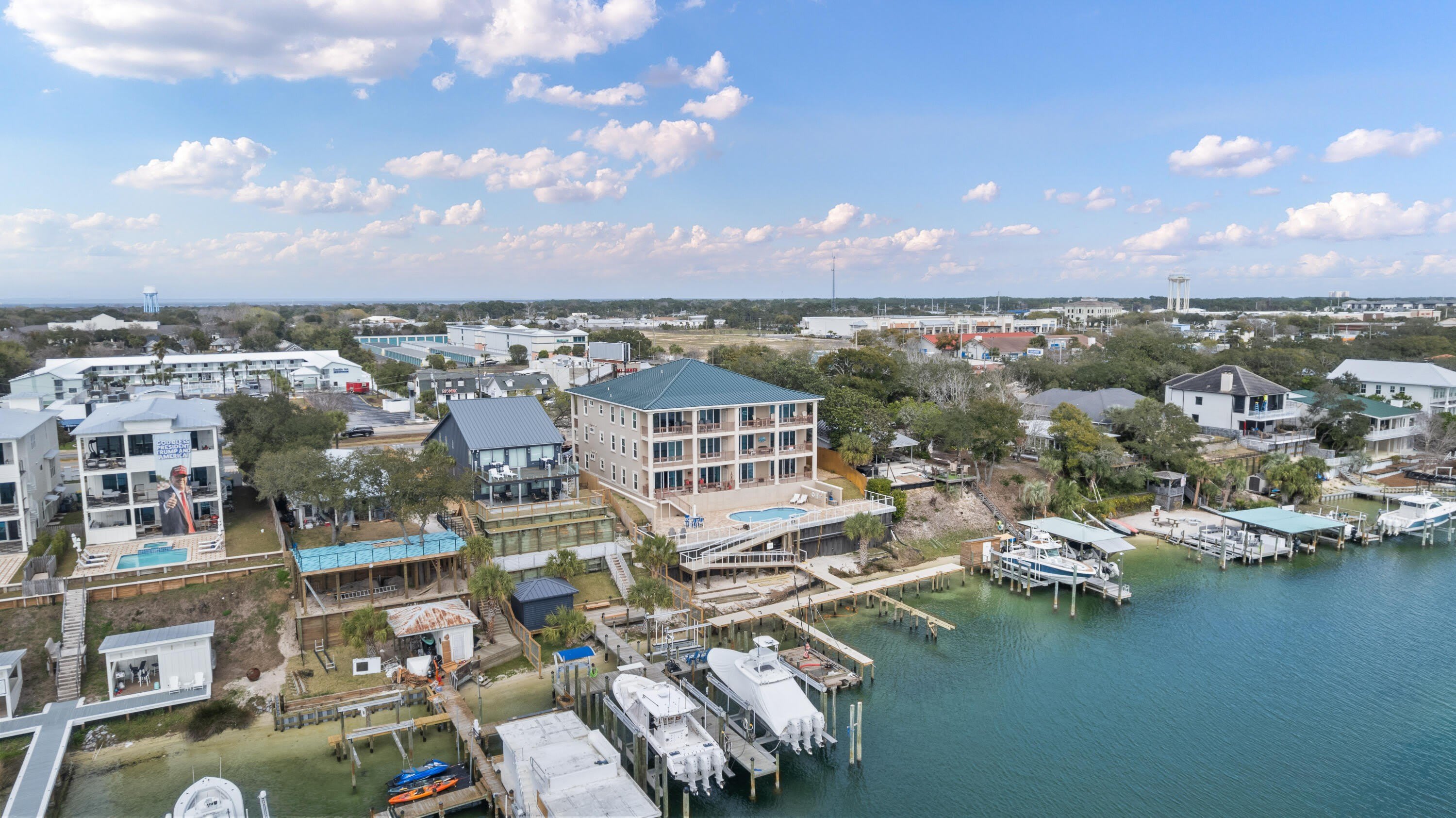 724 Harbor Boulevard – photo 3