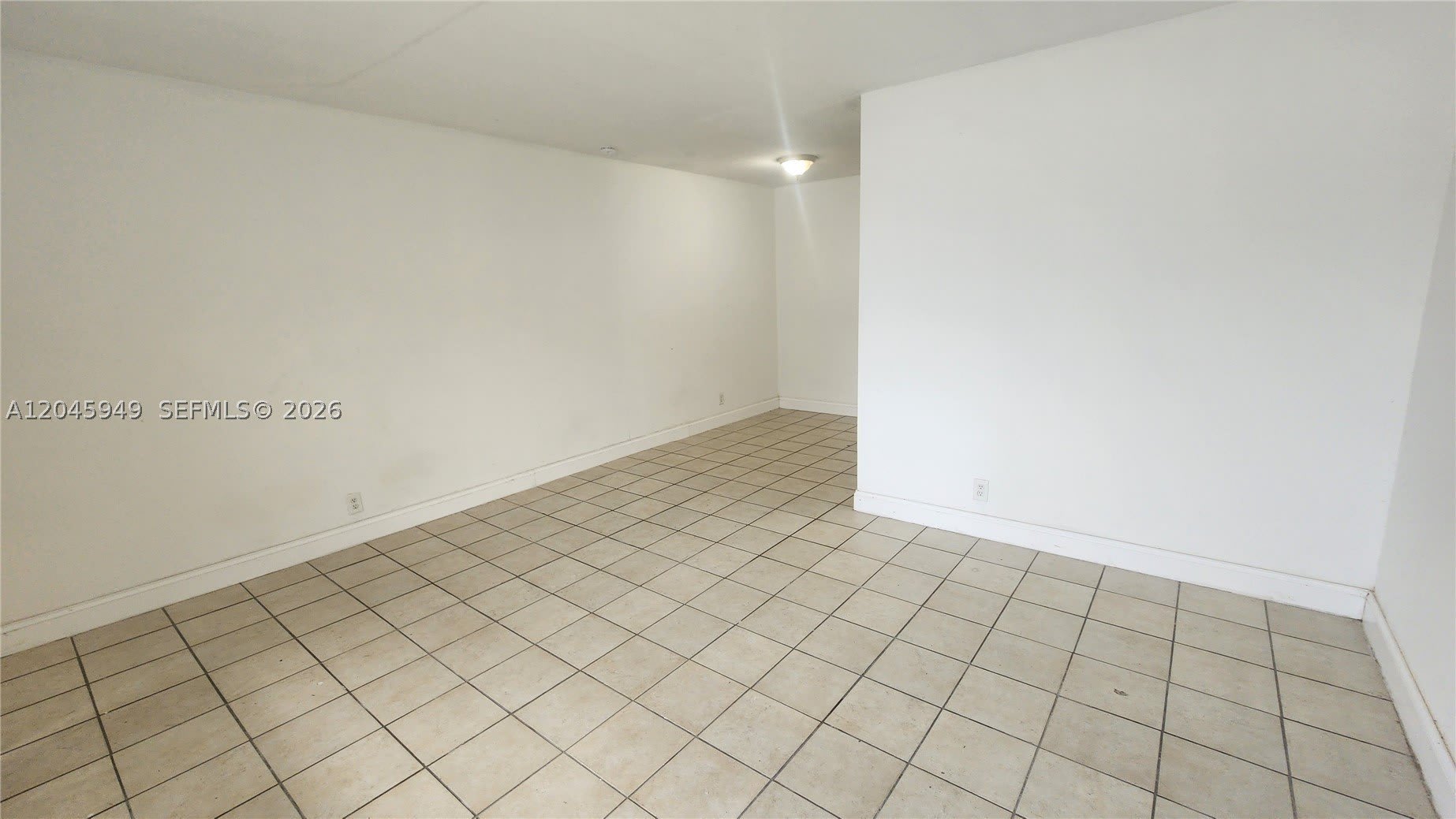 280 SW 11th Ave – photo 2