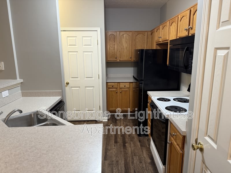 1101 Foghorn Drive, Bldg. 8 S – photo 3