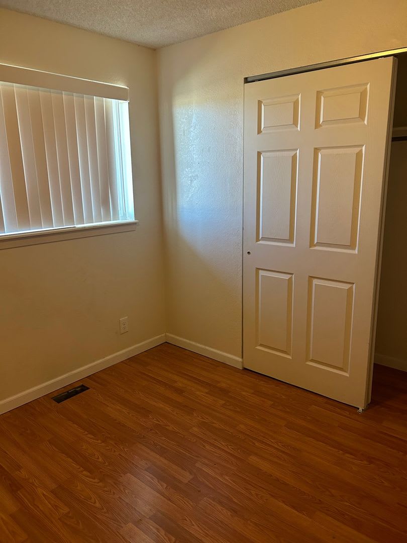 3 Bedroom Townhome in Westminster – photo 2