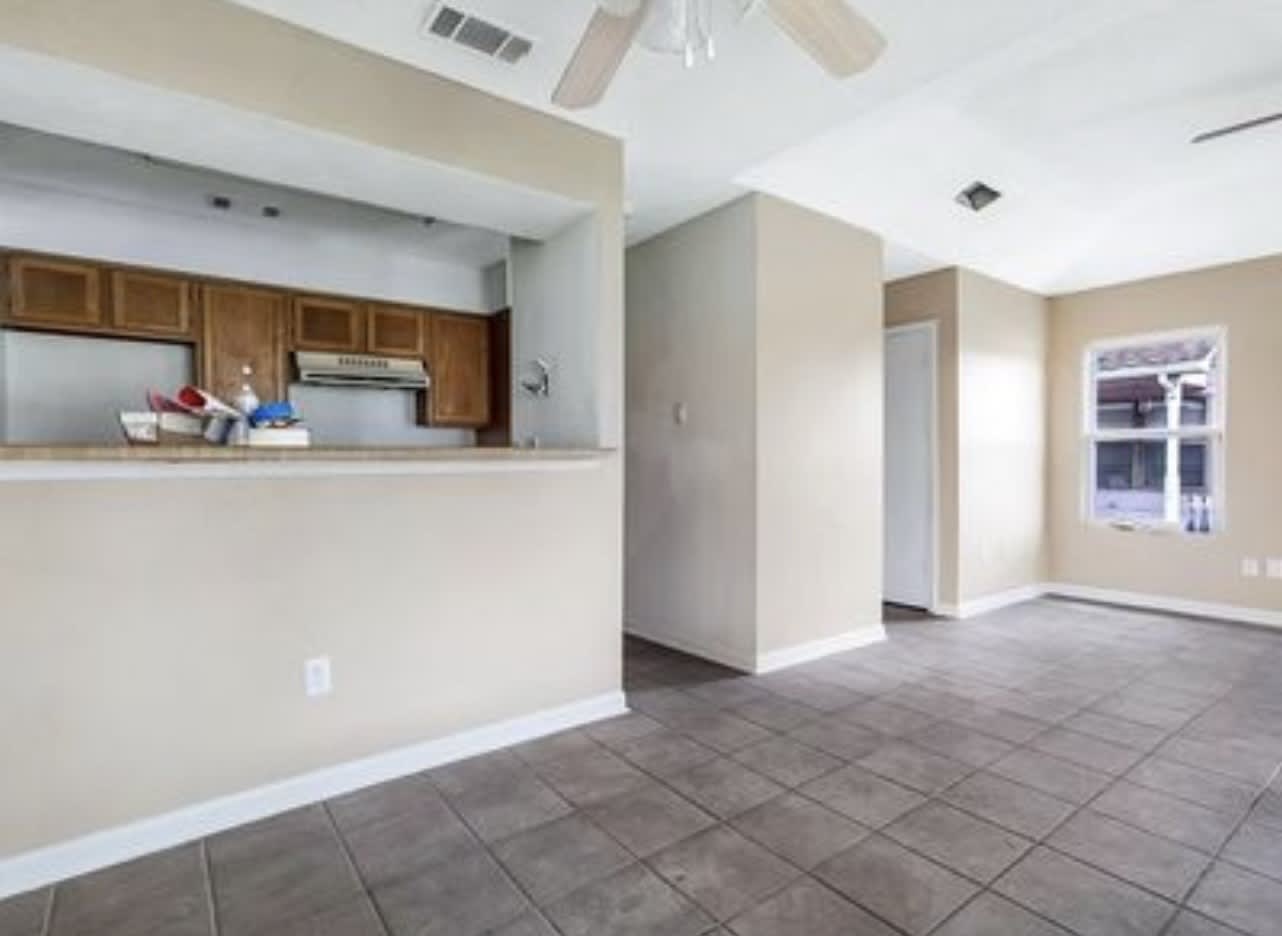 5216 Cross Creek Drive – photo 4