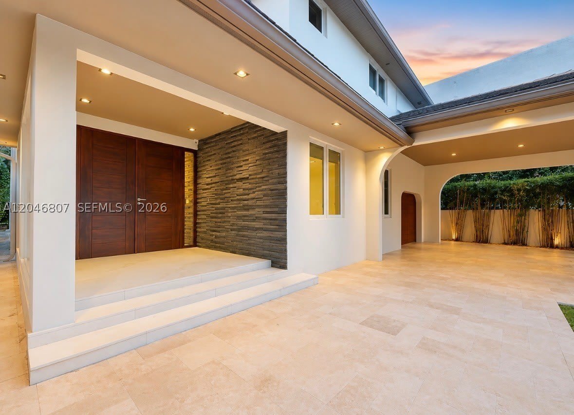 260 S Coconut Ln – photo 3