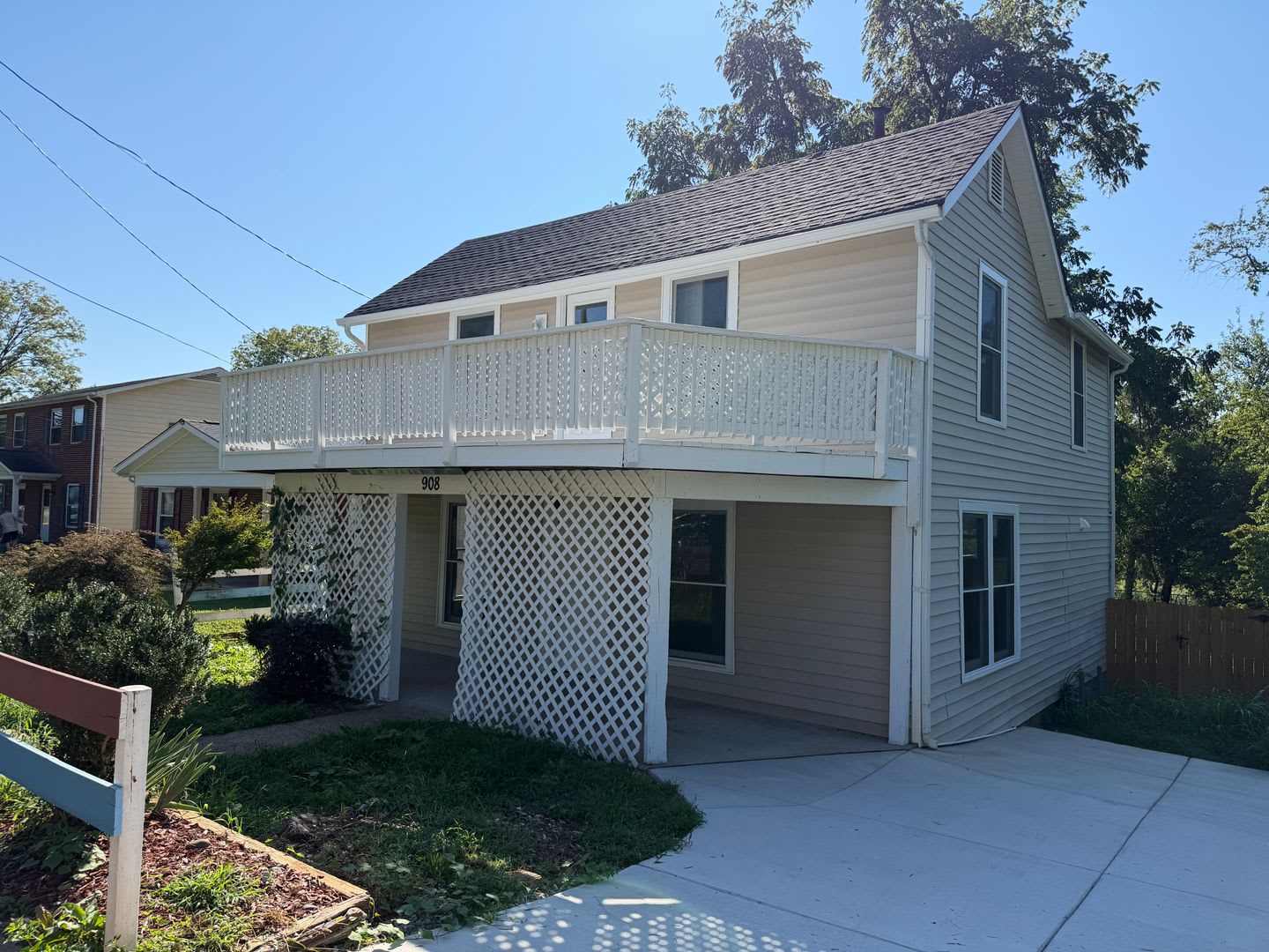 908 Rives Street – photo 1