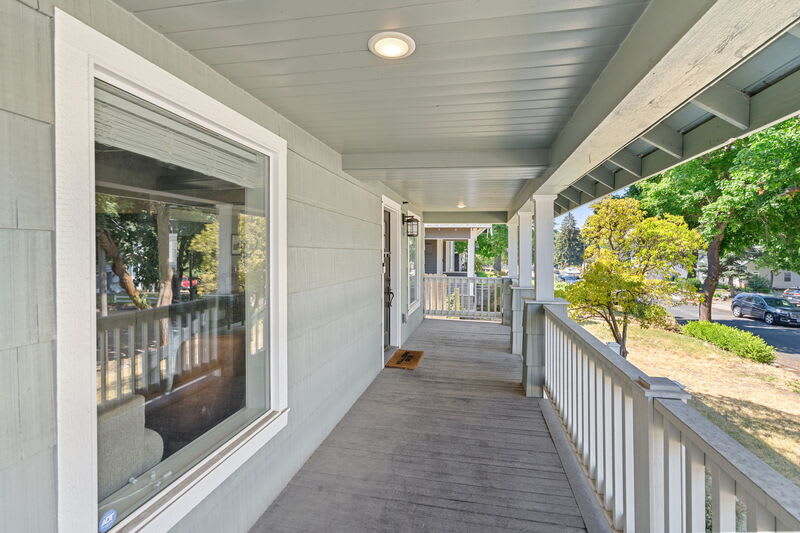 3704 East 24th Avenue – photo 5