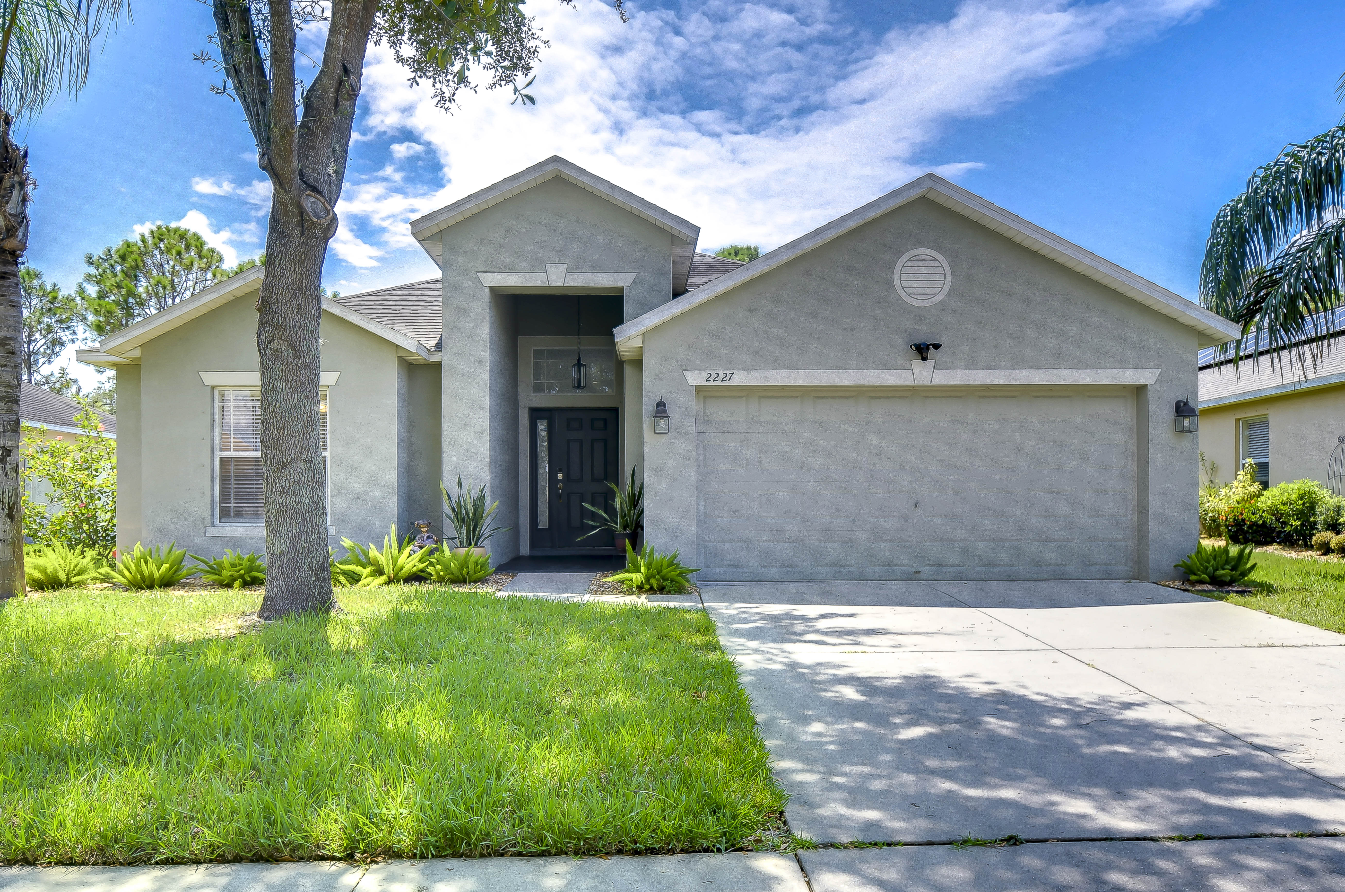 2227 Colville Chase Dr – photo 1