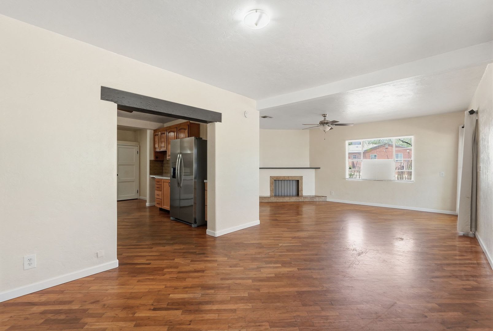 1104 E. Waverly St. – photo 1