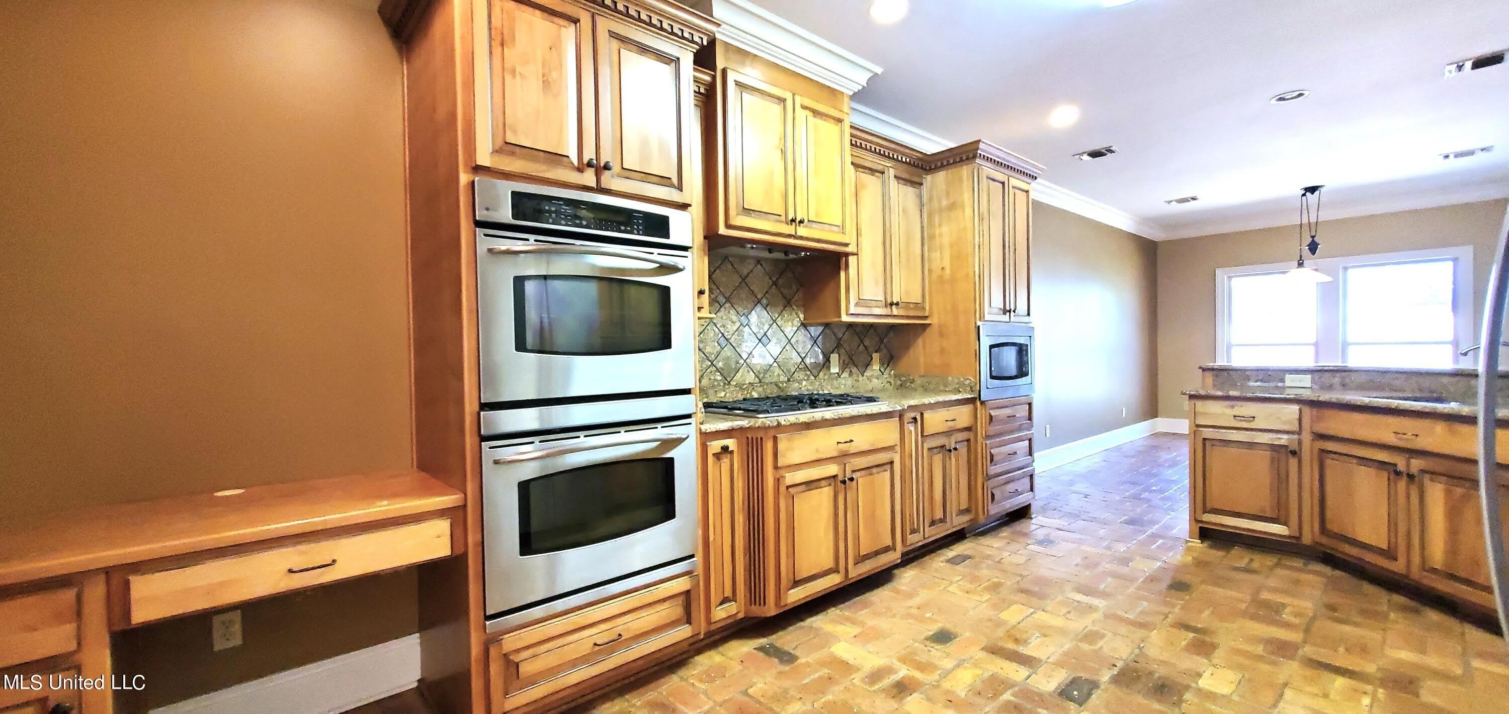 2521 Promenade Boulevard – photo 4