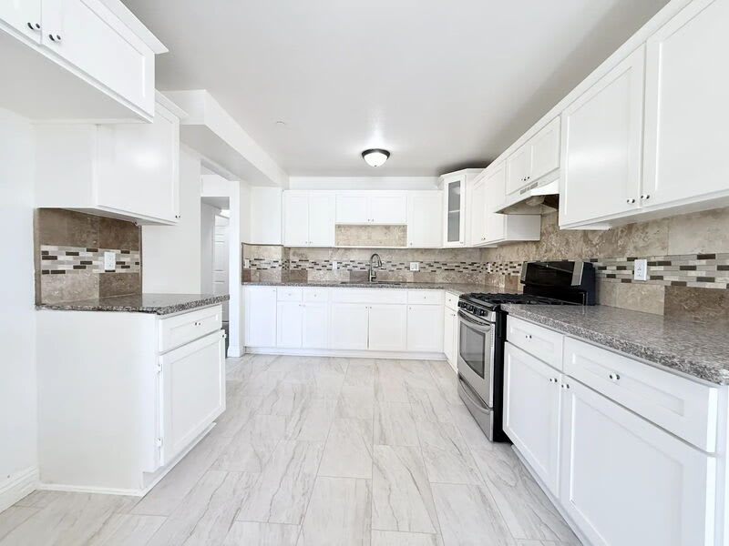1440 East 42Nd Street – photo 5