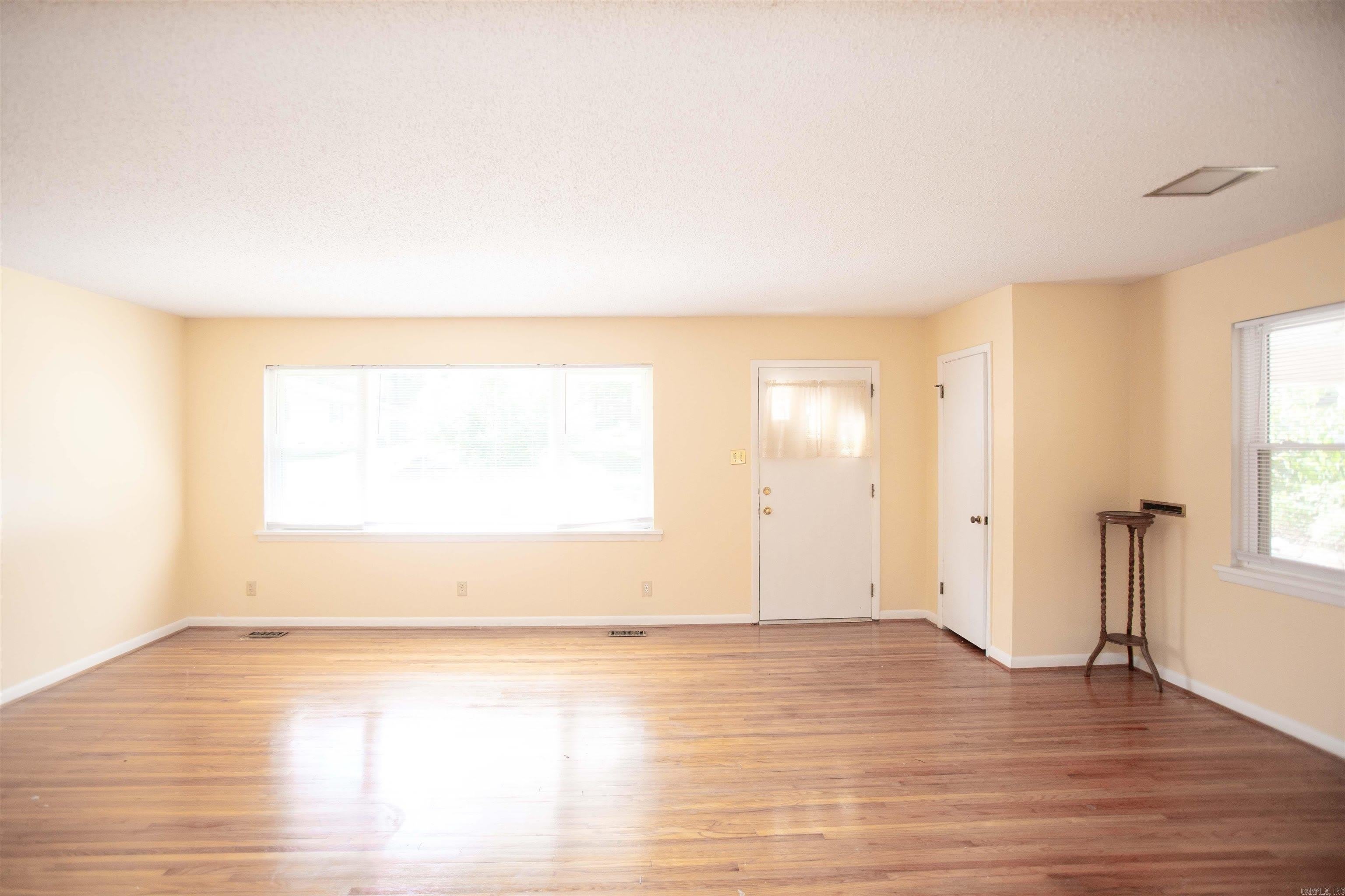 5010 Glenmere Road – photo 4