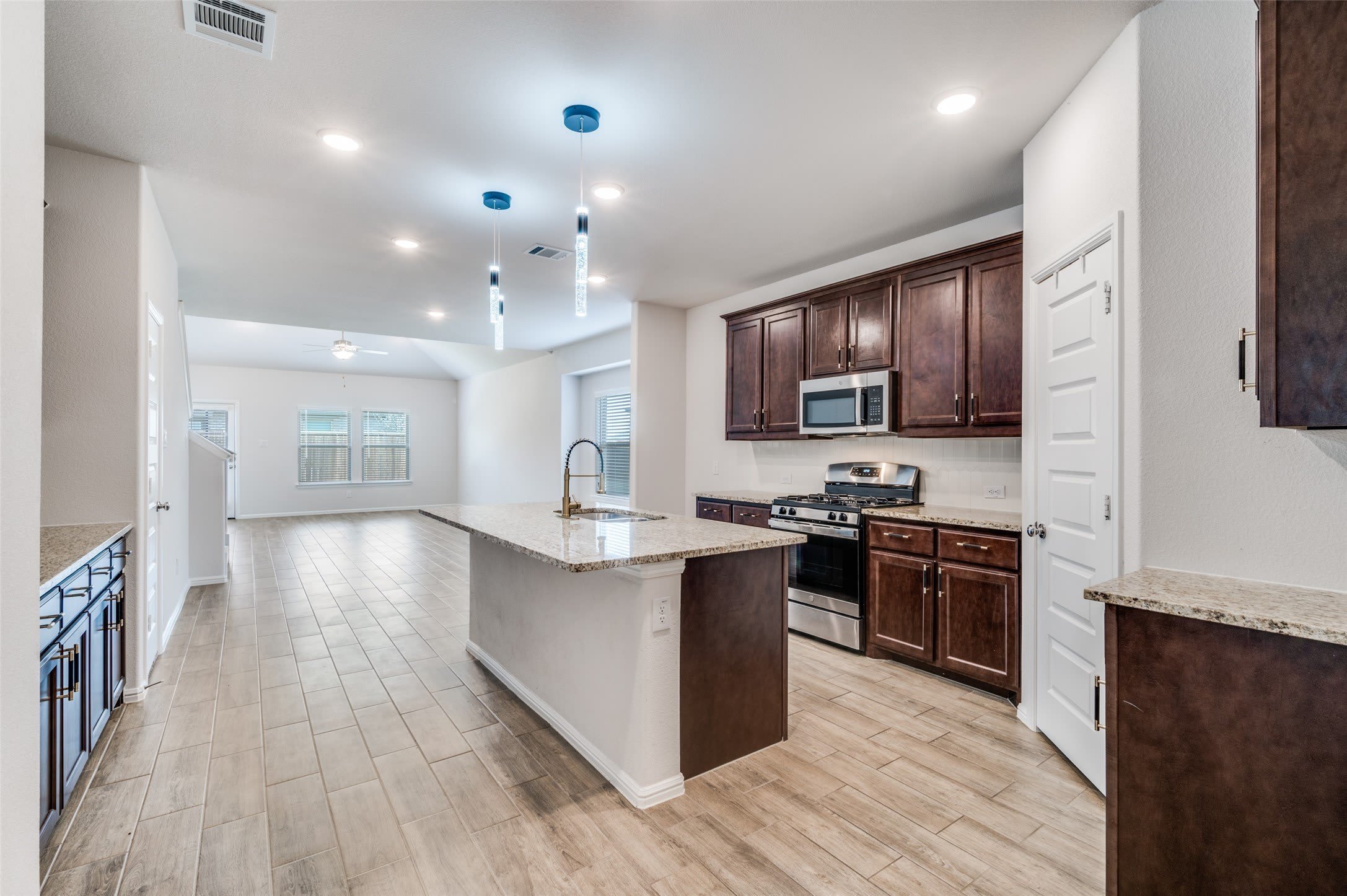 14149 Danesdale Drive – photo 5