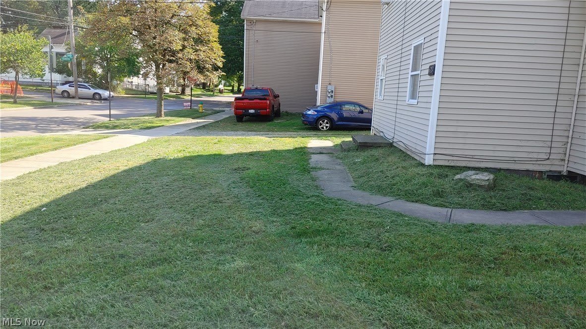634 Sumner Street – photo 5