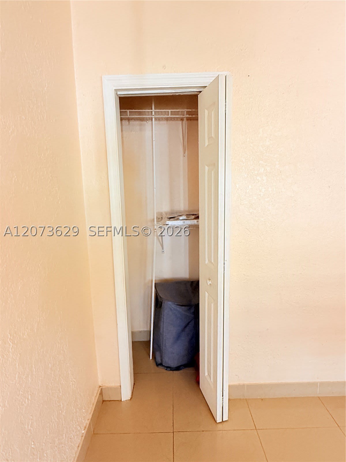 326 NE 6th St – photo 4
