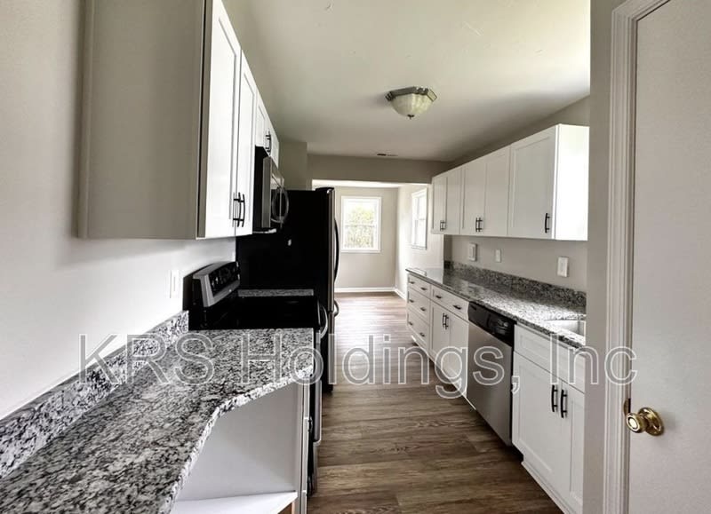 115 Orange Dr – photo 3