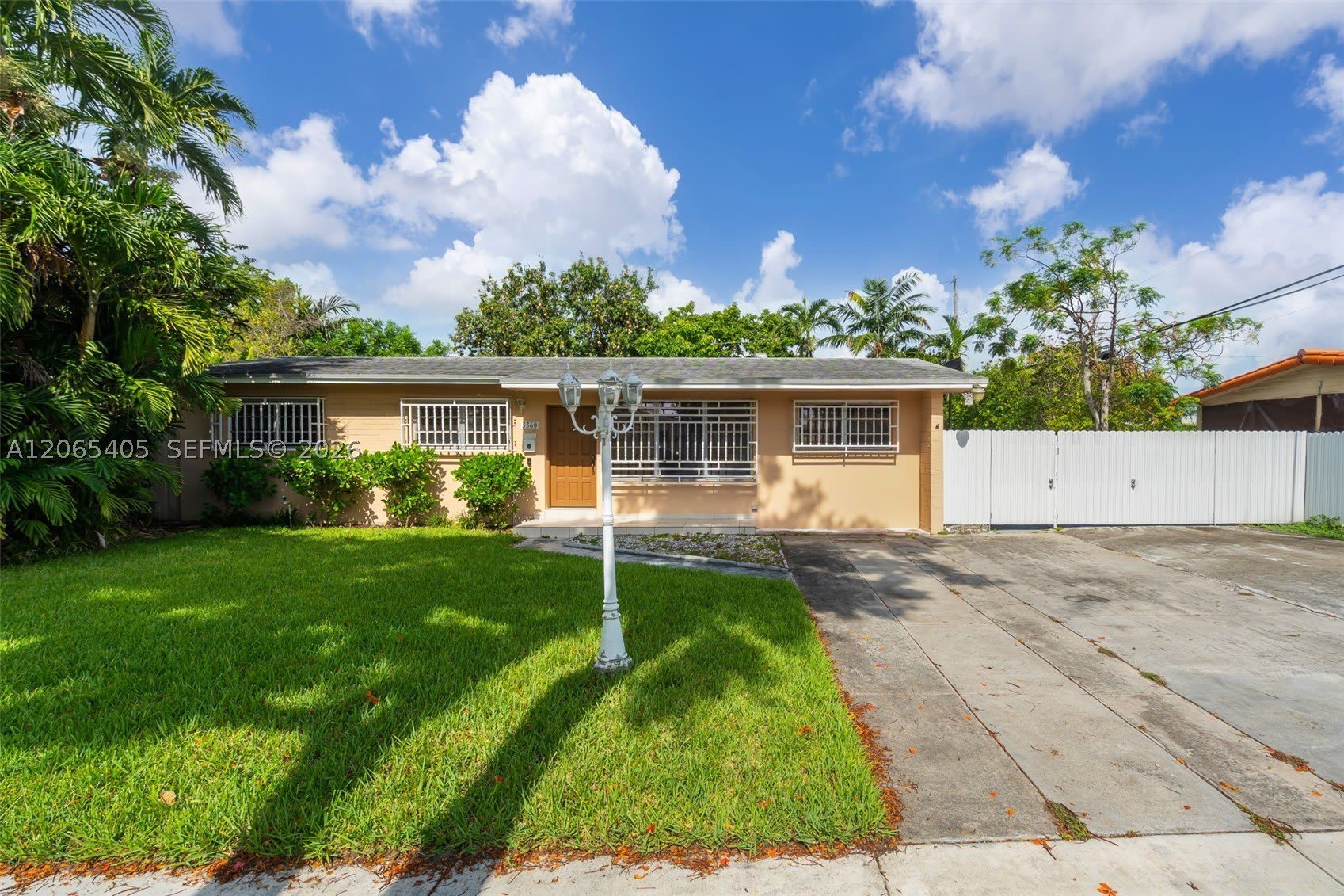 5560 W 6th Ave – photo 2