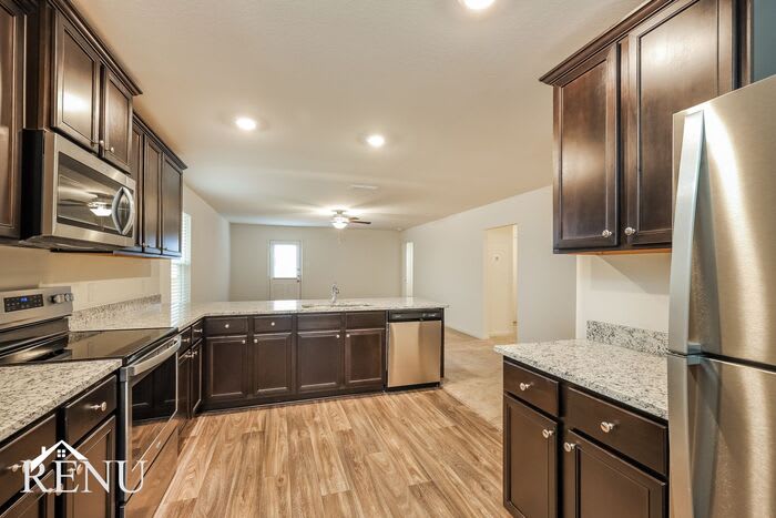 10922 Chatham Court – photo 4