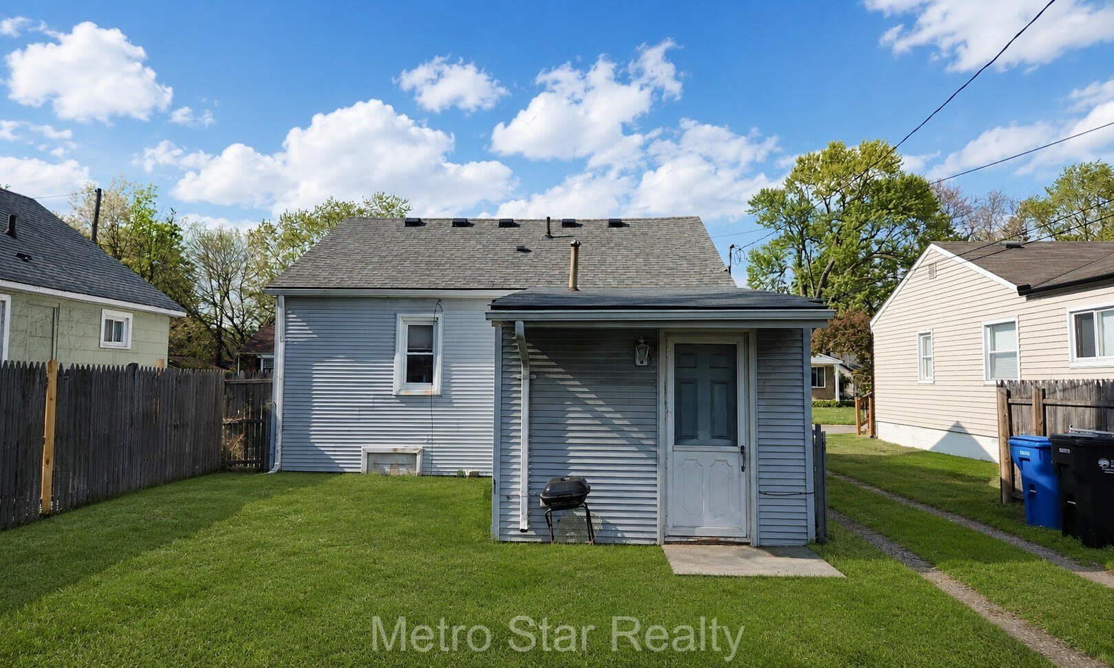 353 W Brockton Avenue – photo 2