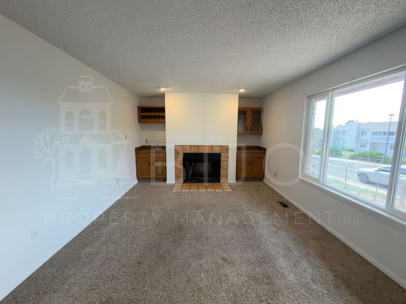 2405 Split Rock Dr – photo 4